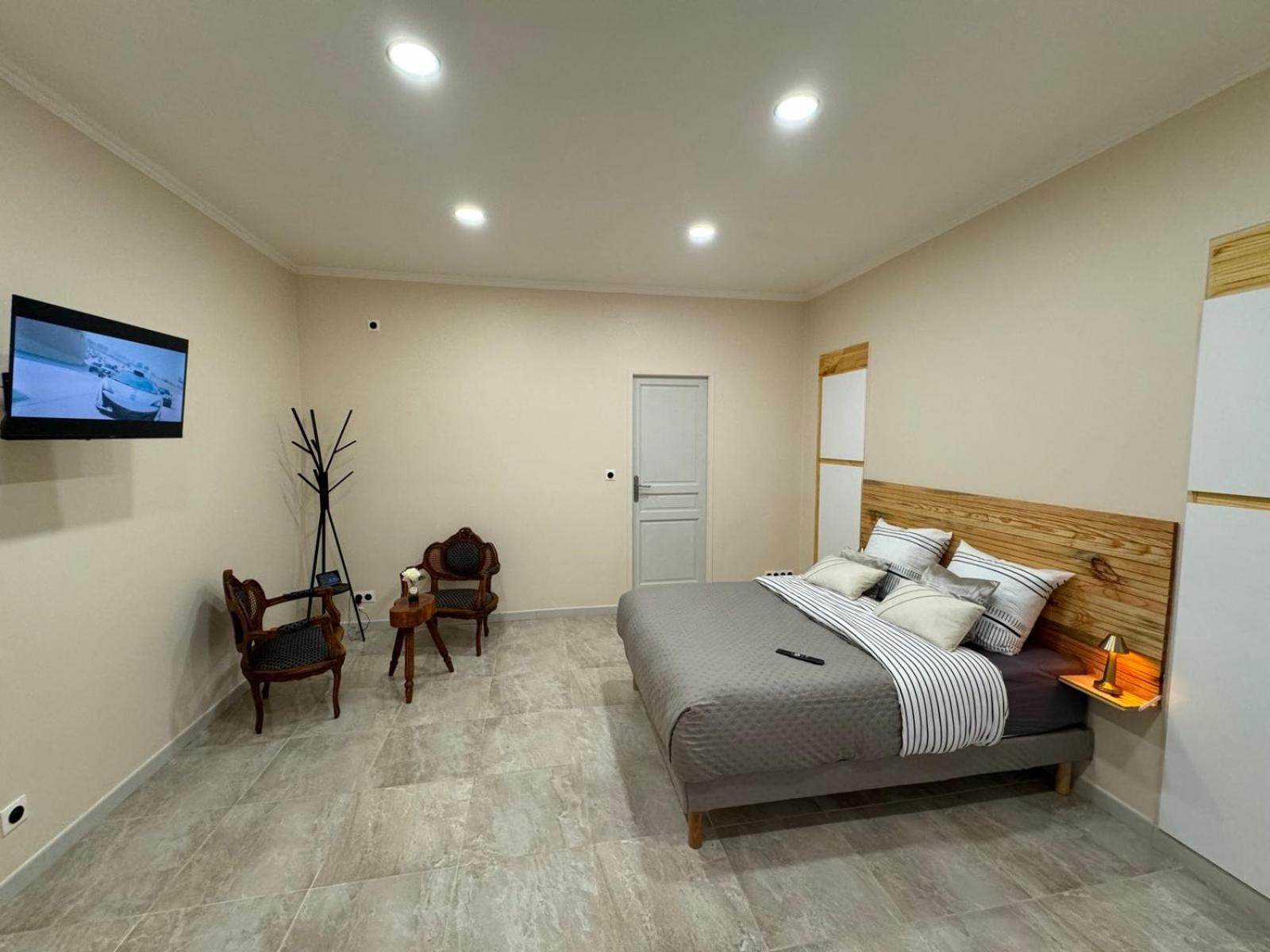 Appartement Luxe Кимпер Екстериор снимка